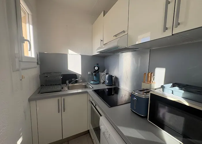 Cozy * Ле Баркарес